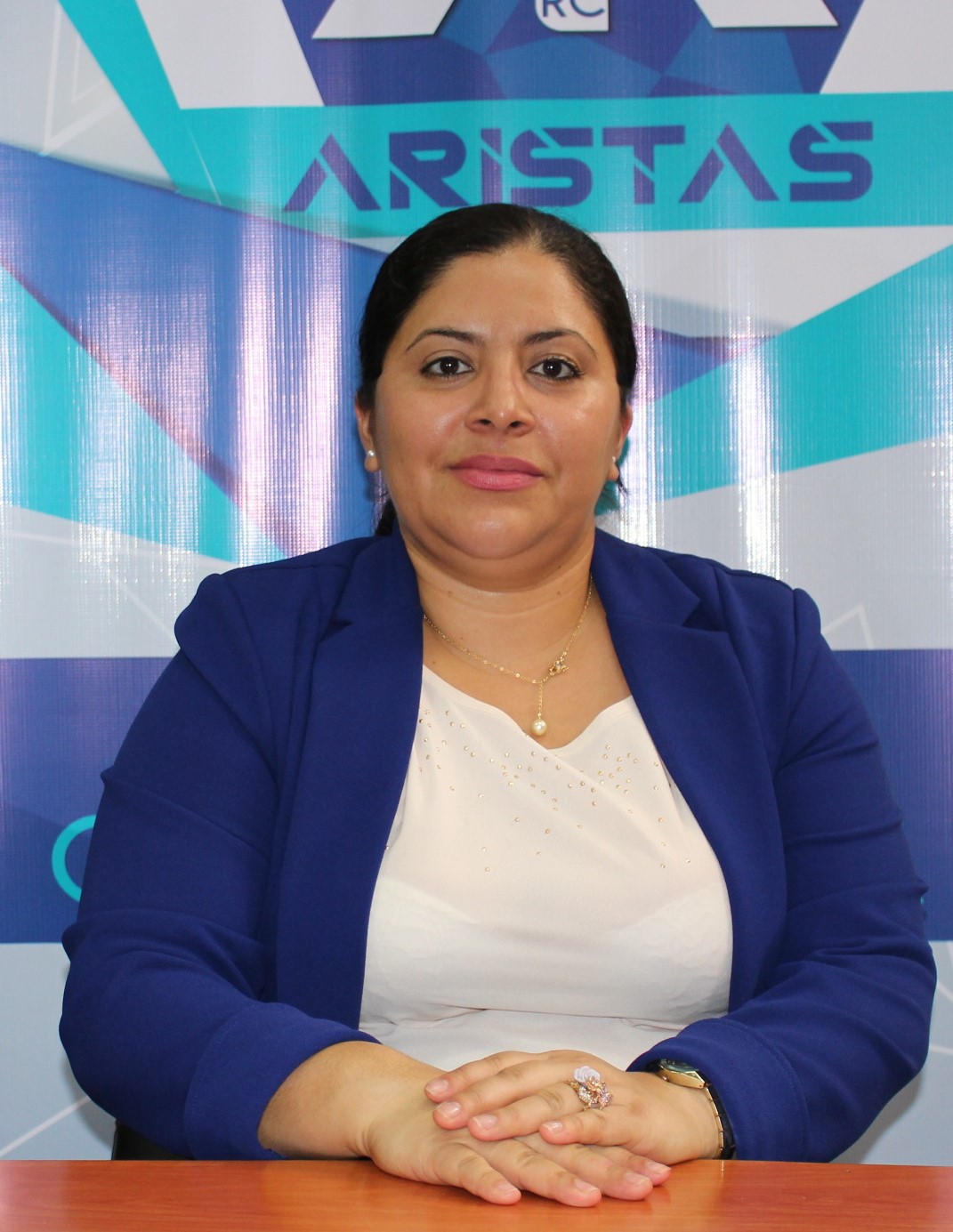 mariuxi yomaira olvera moran